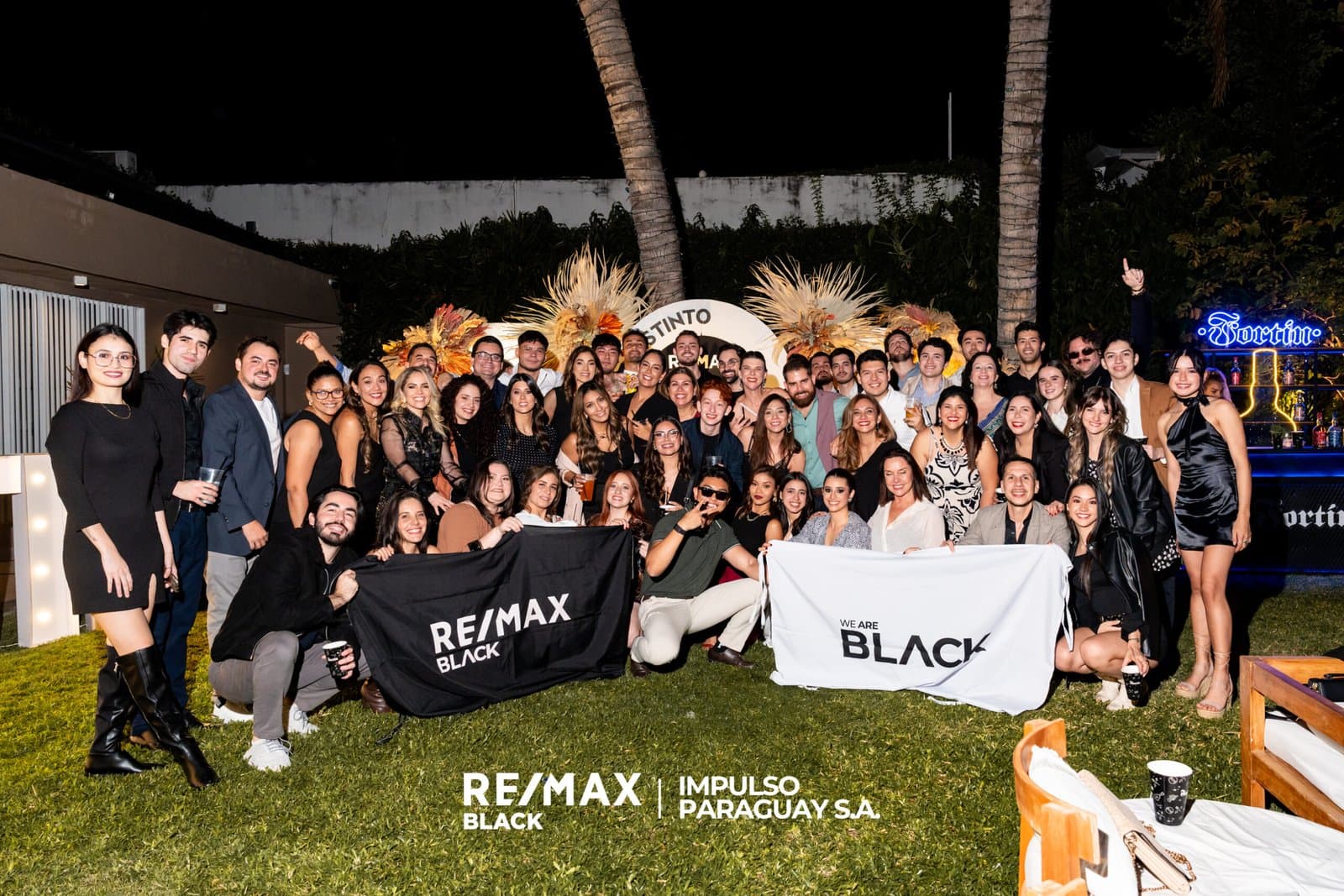 RE/MAX Black